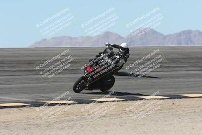 media/Oct-13-2025-Moto Forza (Mon) [[a66d839500]]/4-C Group/Session 2 (Bowl)/